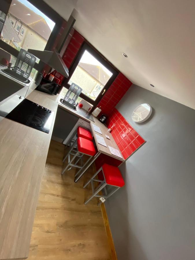 2 Bedroom Apartment In Saltcoats Town Beside The Seaside Exterior foto